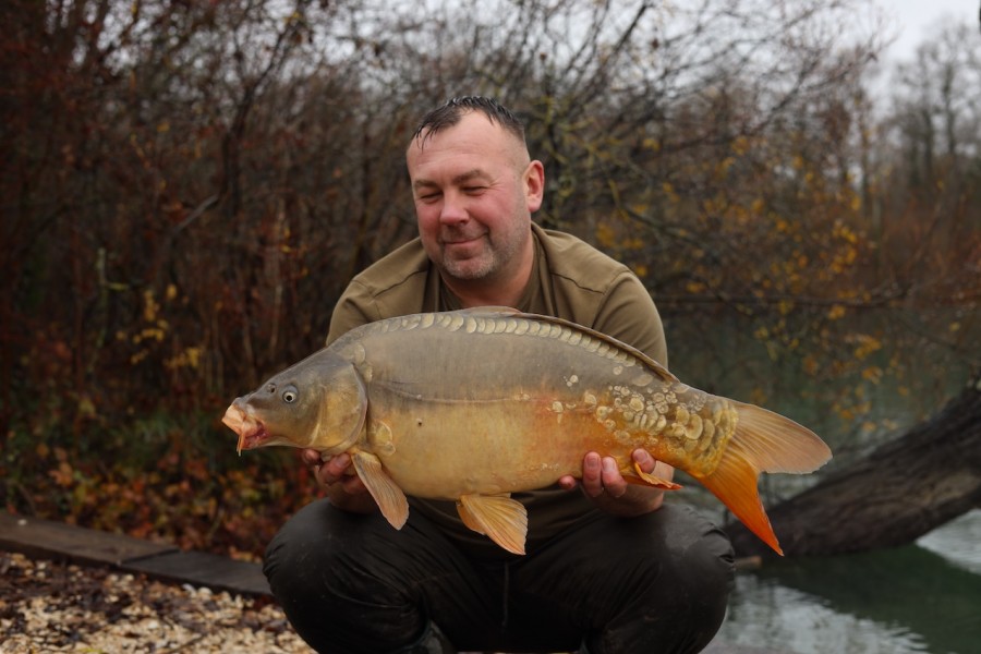 Dan Coles, 17lb, Co's Point, 06/12/2025