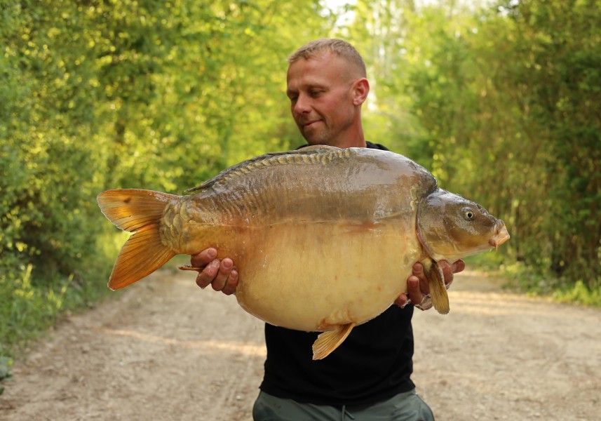 Mark Mayhew - Treeline - 33lb - 25/04/2026