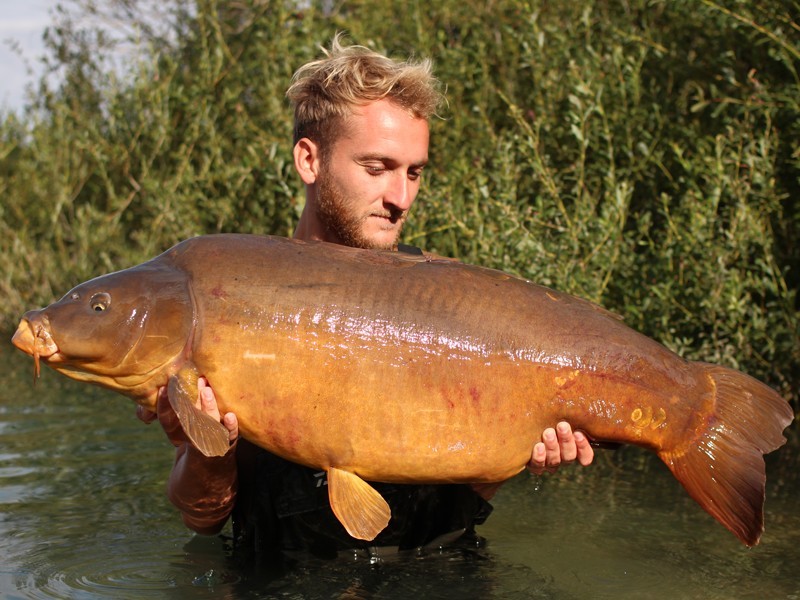 spotty leather 48.13lbs aug'14