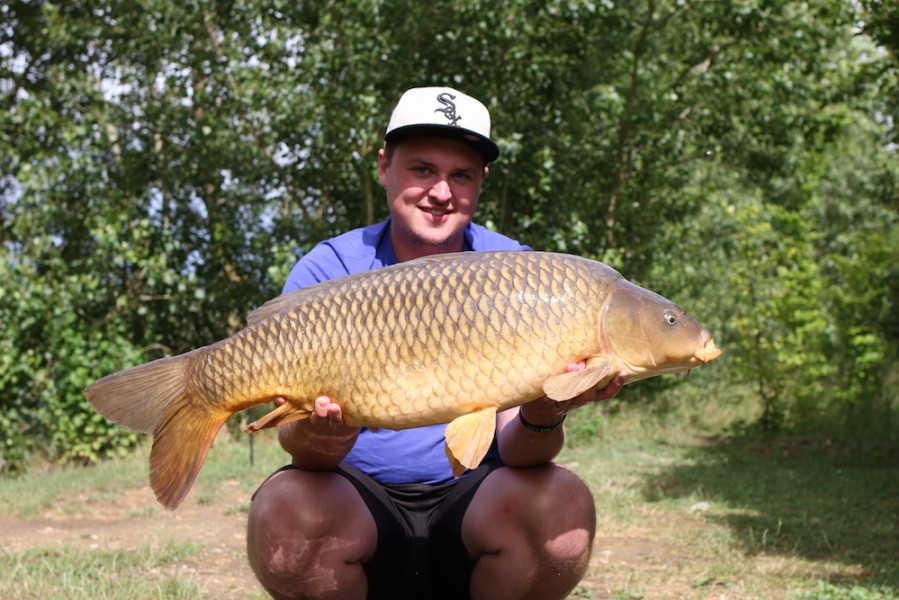 Daniel Schmitz with Kool Karp at 24lb from Alcatraz 24.6.17