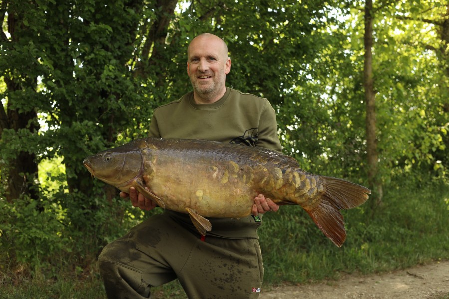 Rob Flounders - 47lb - Big Girls - 04/05/2025