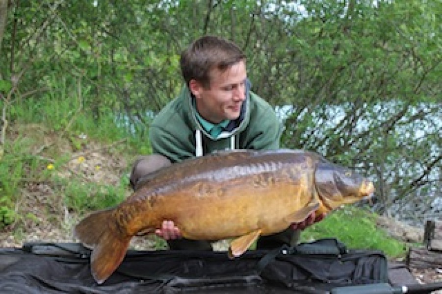 39lb Co's Point April 2014