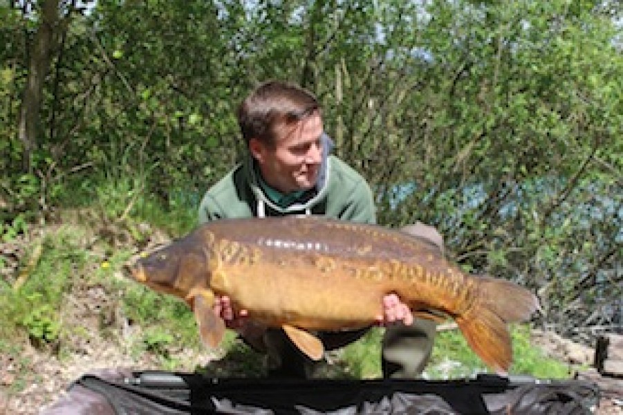 39lb Co's Point April 2014.