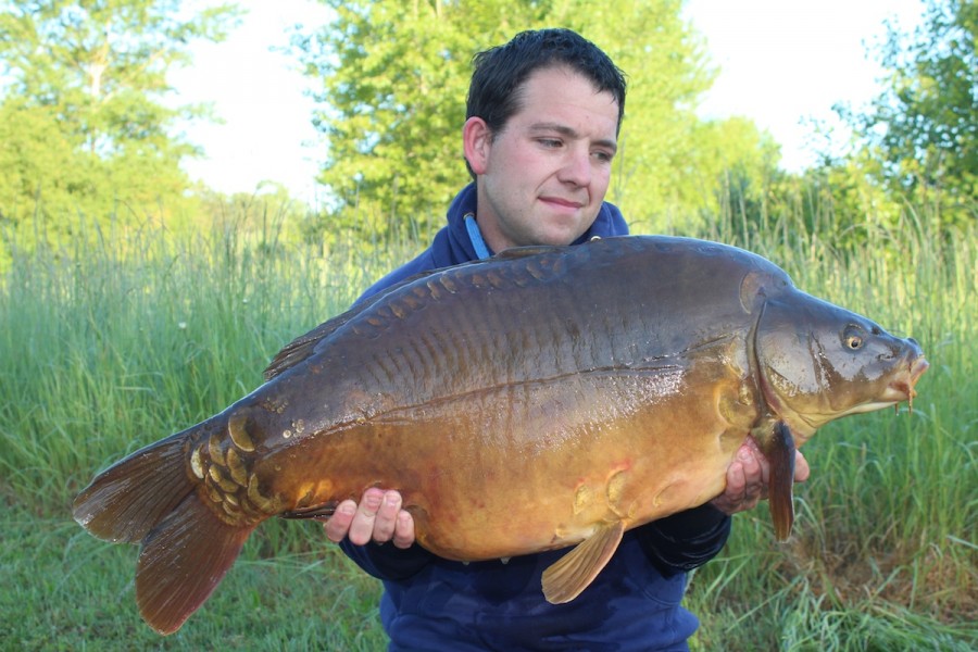 Steve with The Bean at 41.00lb from Pole Position