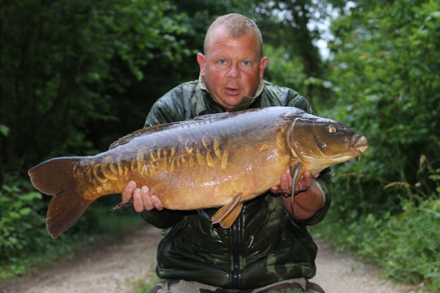 Bob Fisher, 23lb, Big Southerly, 24.6.17