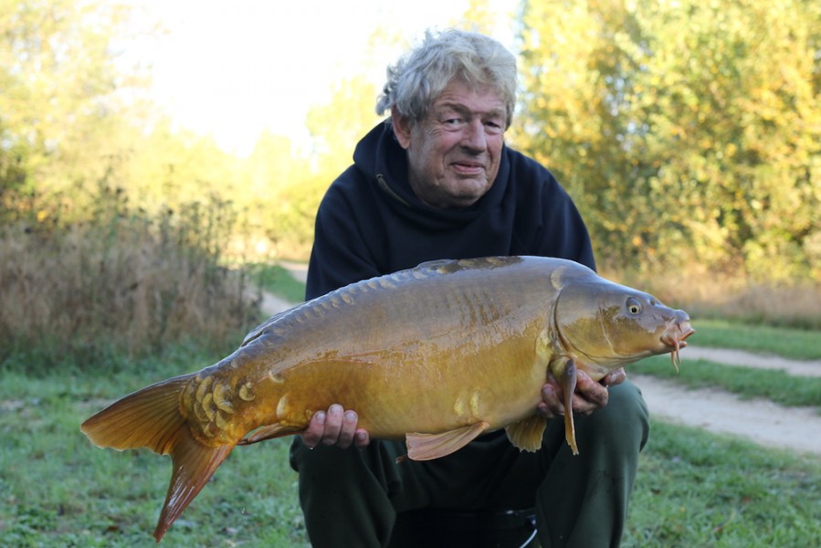 Hutchies 25lb Stock Pond 1.10.16