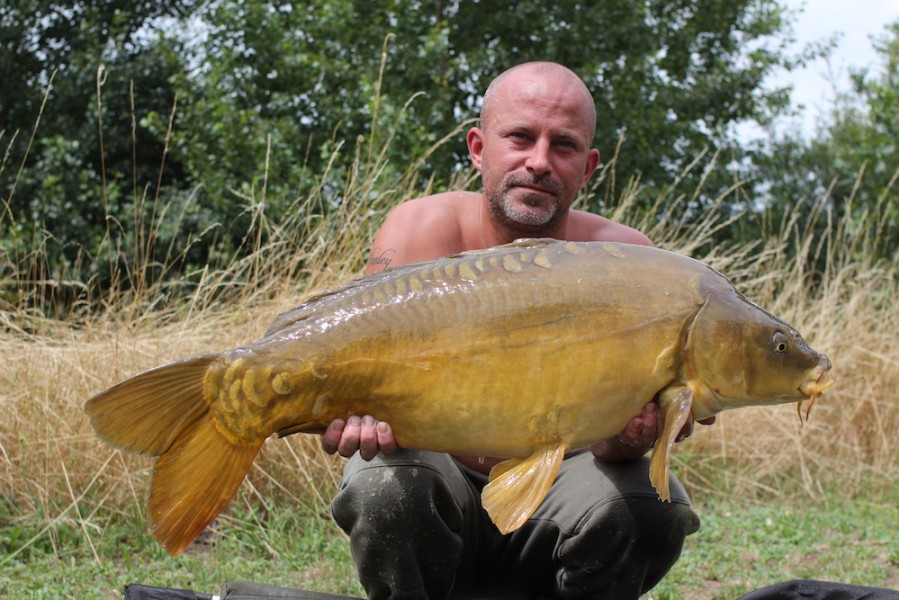 Adam Albridge with Hutchie's at 24lb Pole Postion 8.7.17