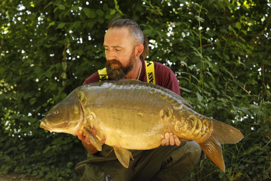 Chris Clarke, 37lb, Big Southerly, 09/07/2022