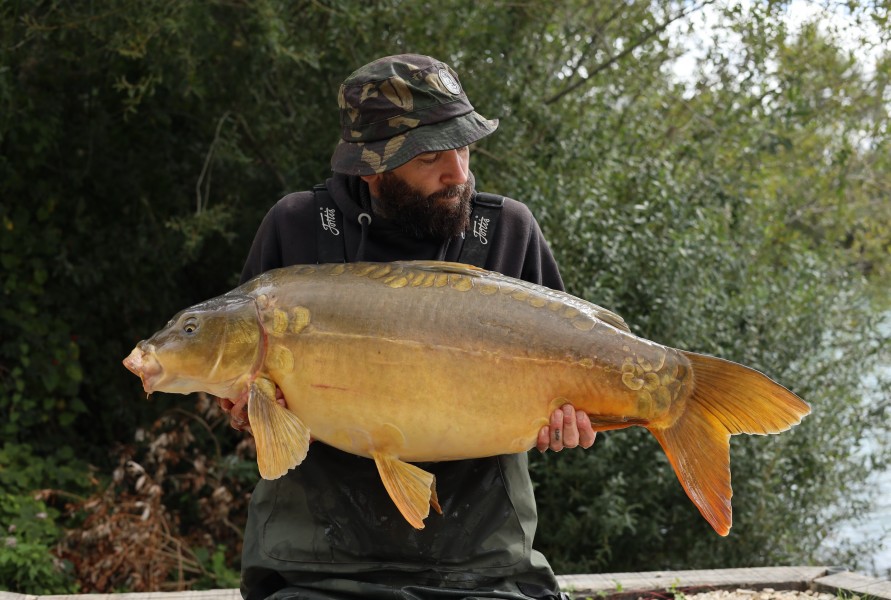 Scott Larman - Oblivion - 32lb 8oz - 06/09/2025