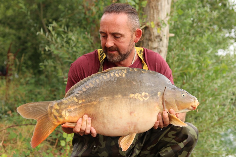 Chris Clark 25lb Bobs Beach 15.08.20