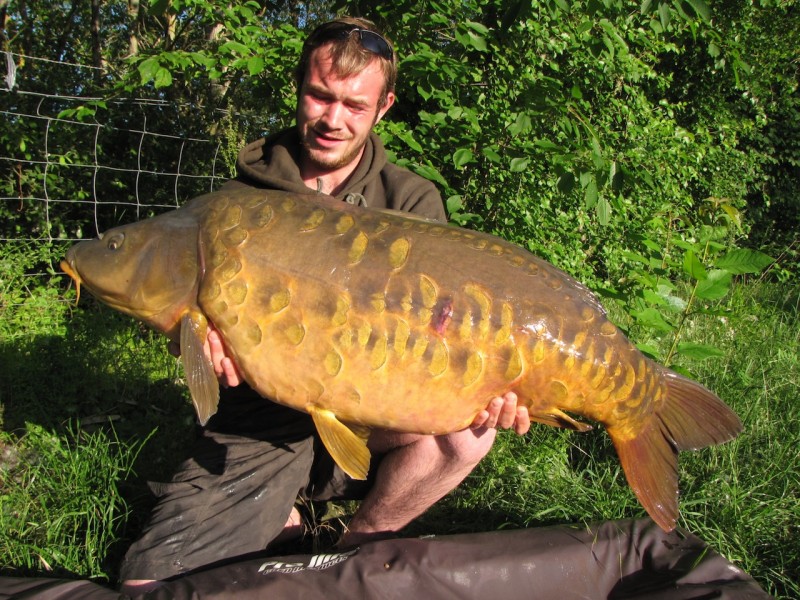 48lbs Tree line June'10