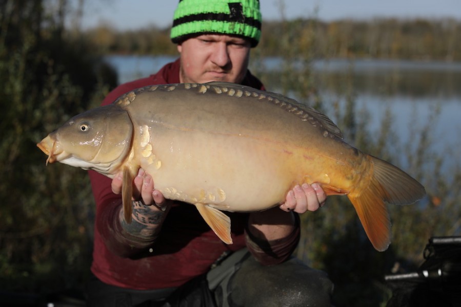 2019 - Fish 060 - 15lb 8oz