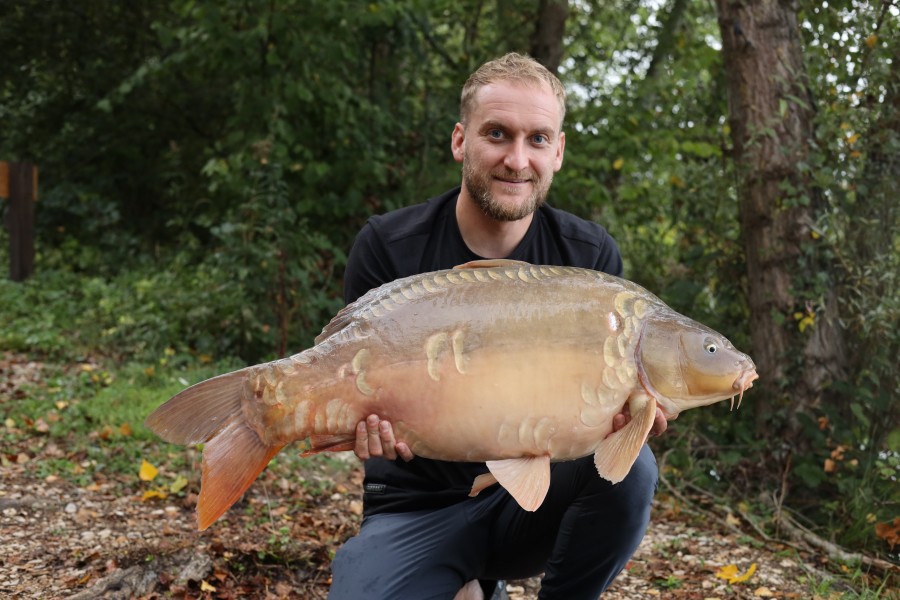 Tom Dove - Bobs Beach - 33lb 8oz - 06/09/2025