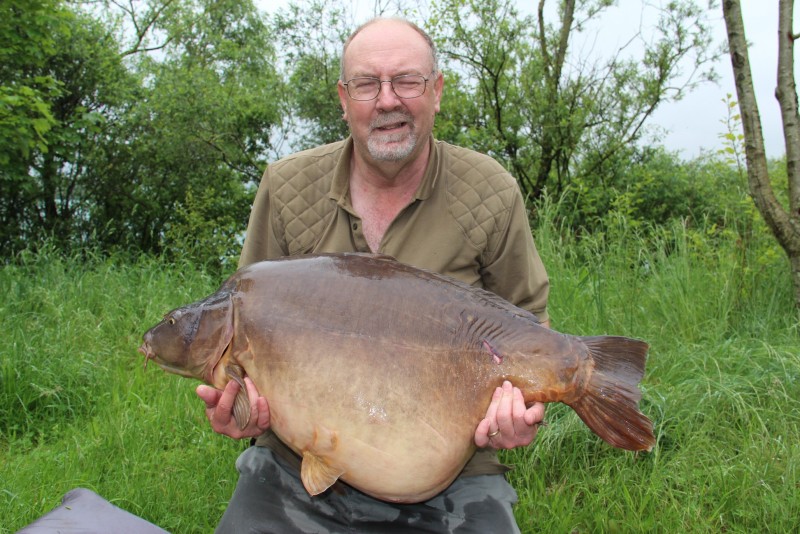 Les and his new PB @ 53.12