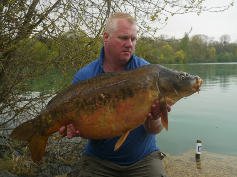 Dave with a 42lb stunner caught on a 18ft black/red zig