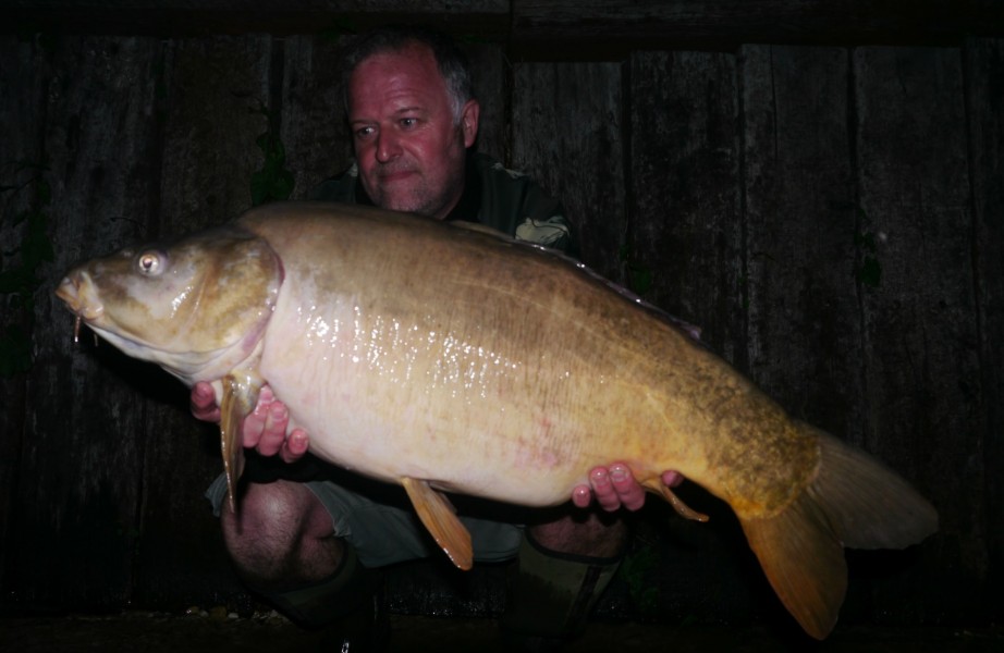 Barty with a 16ft zig caught mirror from Alamo