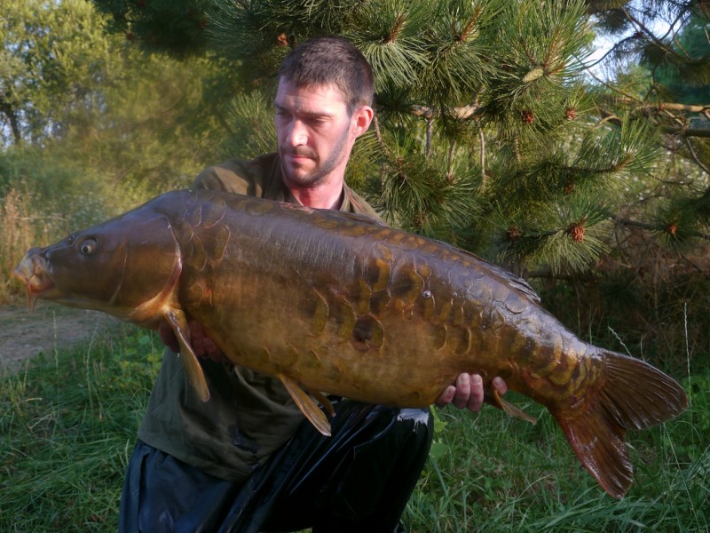 Mike with "the punisher" 36.10lb, Alamo July 2013