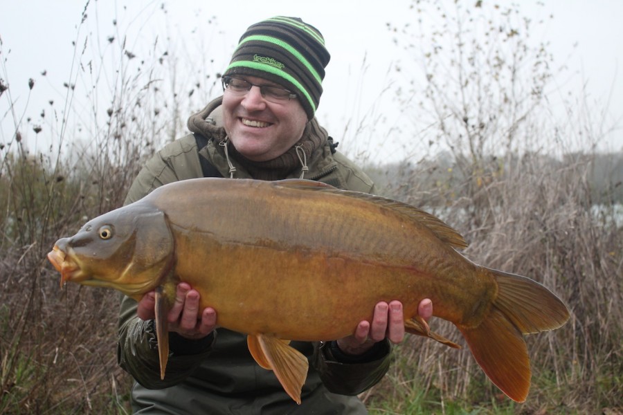 Steve with his first Gigantica carp 18lbs 12oz Stock Pond