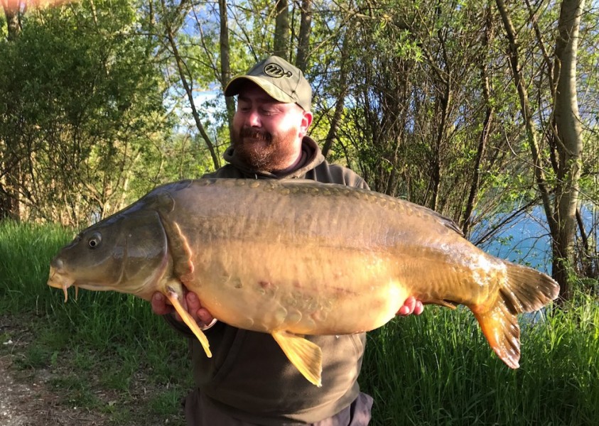 Danny Armitage with the State Grey at 37lb from Oblivion 29.4.17