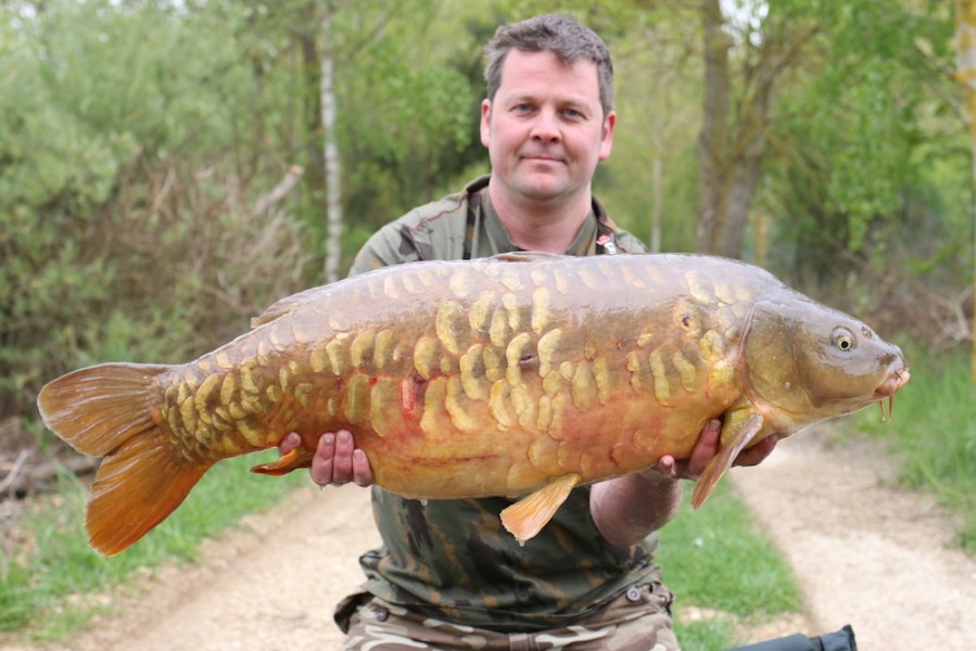 John Hardy with Epicano at 31lb 8oz from The Stink 22.4.17