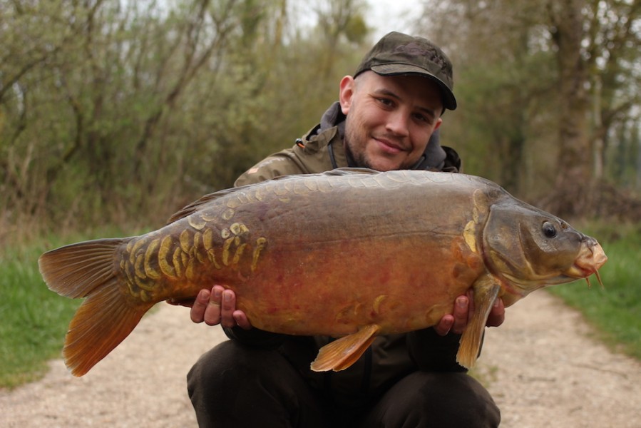 Adam Beadle with Welton's at 24lb Oblivion 6.4.2019