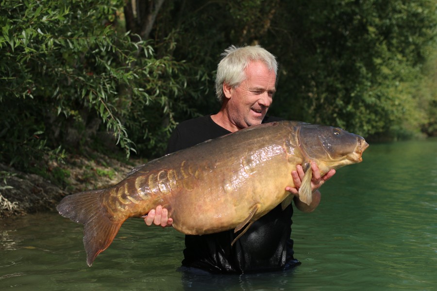 Its PB time for Richard........"The Survivor" at an awesome 57lb 4oz...............