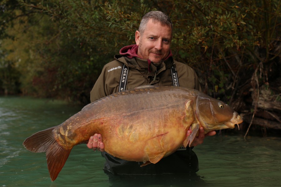 Phil Newman with this belting 50lb 4oz beauty known as "3 Scales"