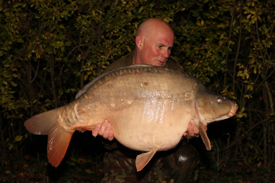 Steves first ever recapture with "Baby Pawprint" tipping the scales to 37lb 4oz......