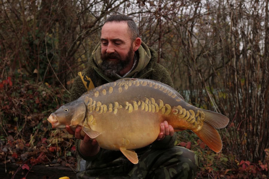 At such a hard time of year we will take them all, "Crippen here weighed in at 26lb 4oz.........