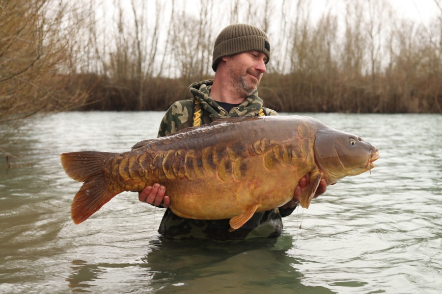 Check this scaly one out named "Apple Slices" at 47lb 12oz...