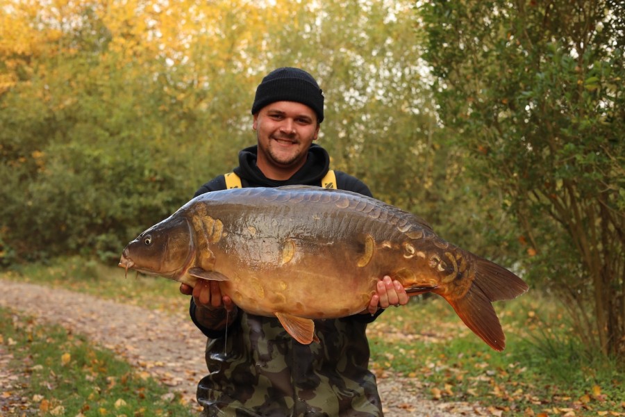 Twisted Scale 38lb 12oz