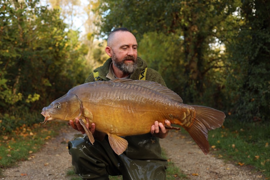 The rare 'Hutchie's' at 33lb 8oz