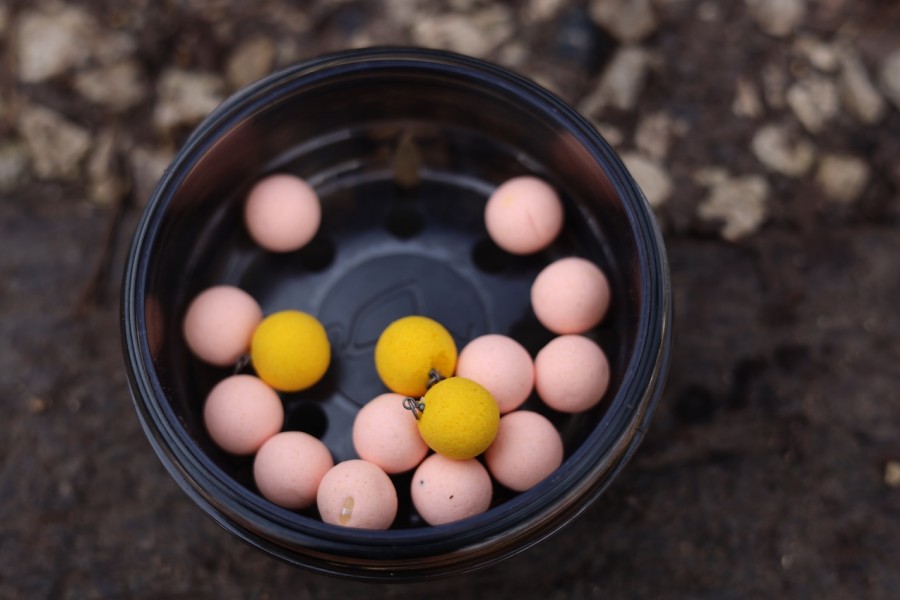 Hook baits pre tied with swivels in to speed up getting the rigs back out
