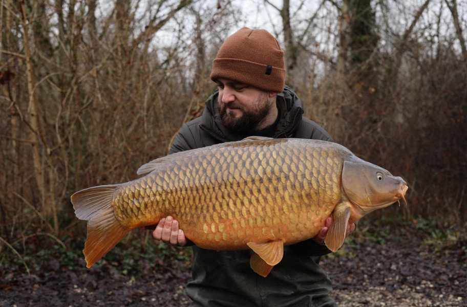 Tom with his biggest or the week 39lb 4oz