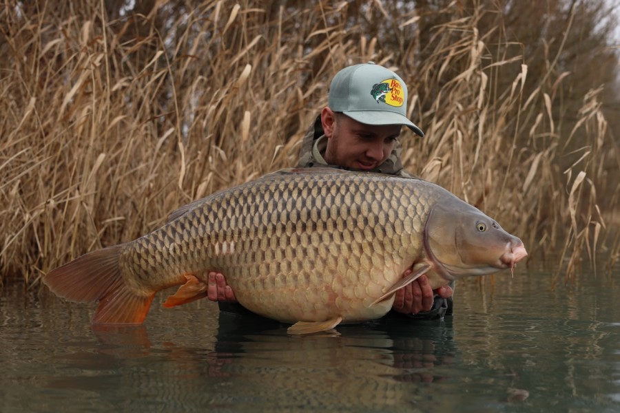 Harry leaving it late in Stink again with a 43lb Common
