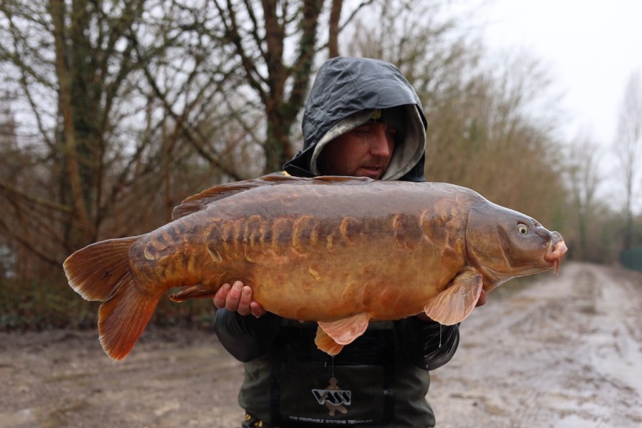 Rising Star weighing 37lb 8oz for Dean in Co's