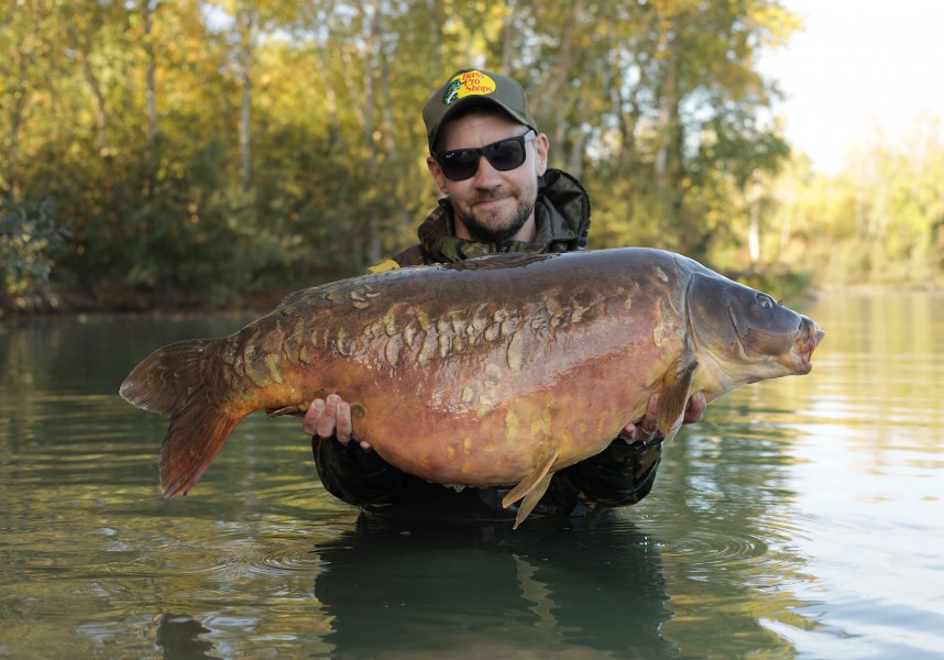 Dom with The Peach